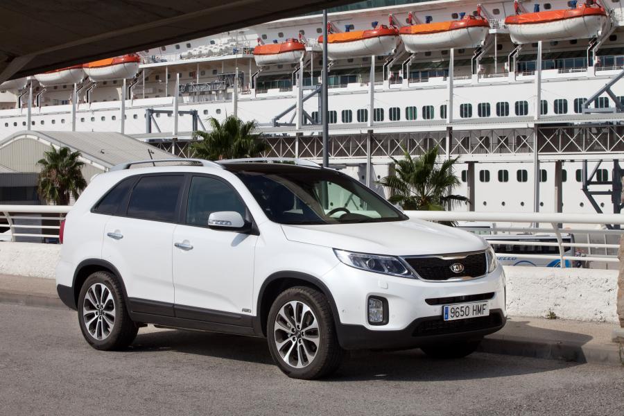  Kia Sorento 2013 года  (EU) (фото 45 из 85)